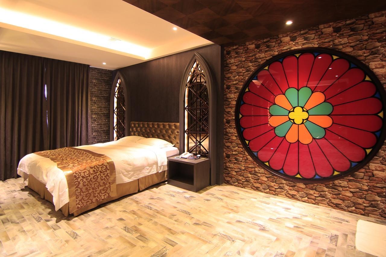 Refinement Motel Taichung Dış mekan fotoğraf