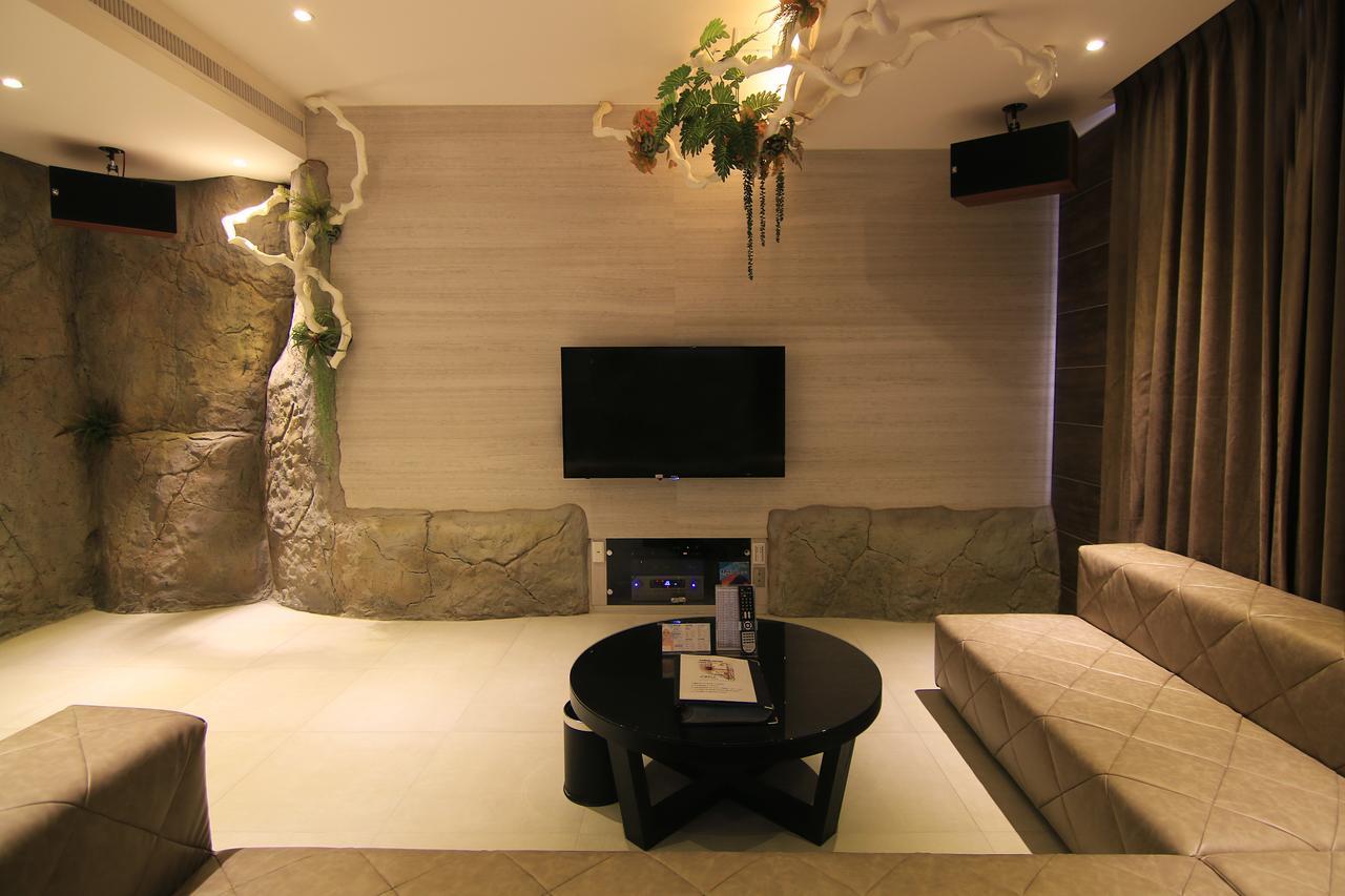 Refinement Motel Taichung Dış mekan fotoğraf