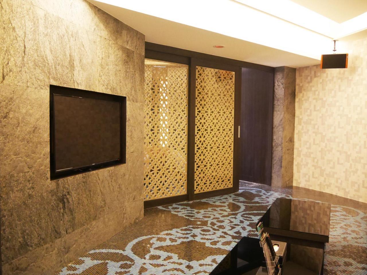 Refinement Motel Taichung Dış mekan fotoğraf