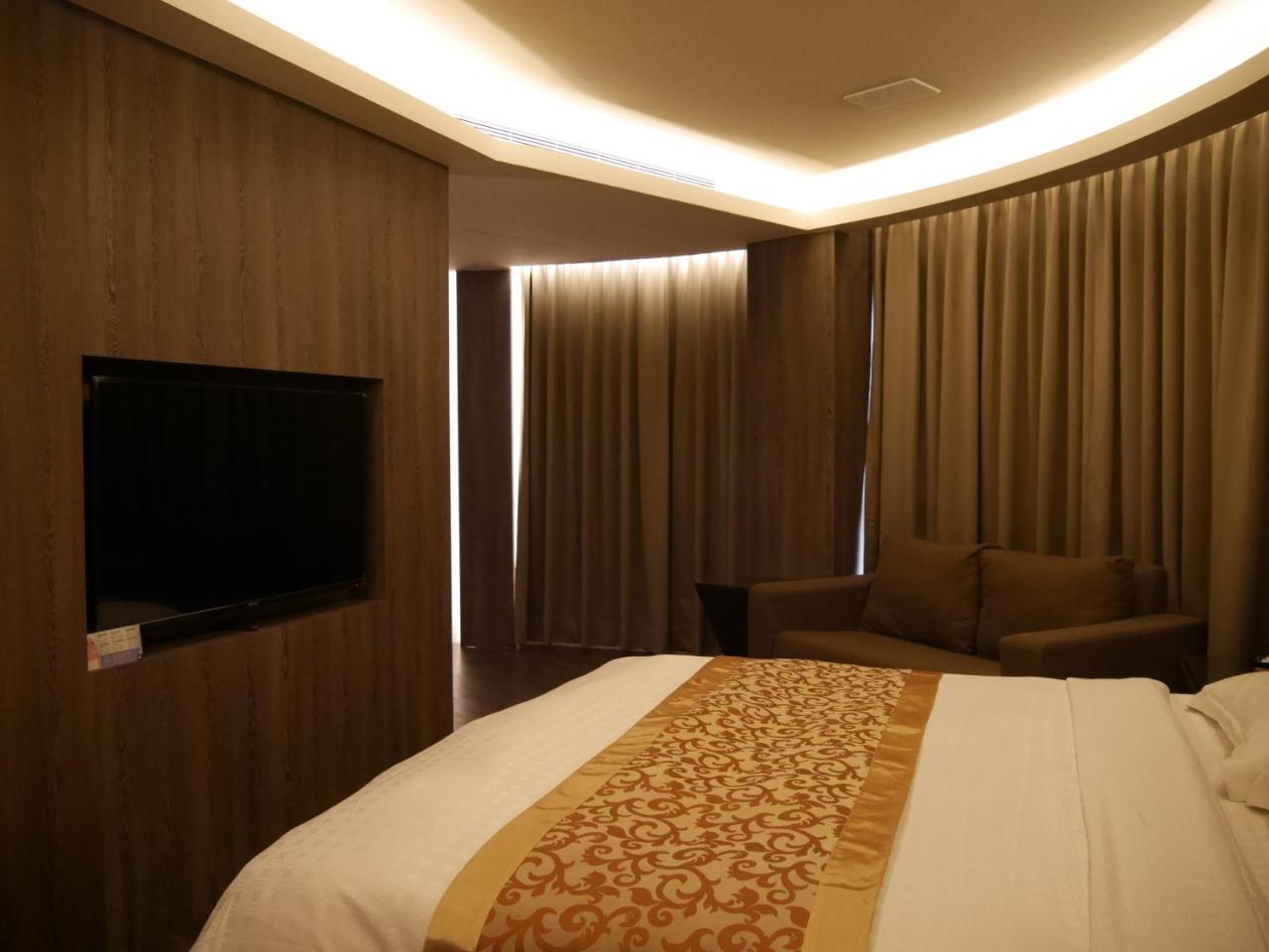 Refinement Motel Taichung Dış mekan fotoğraf