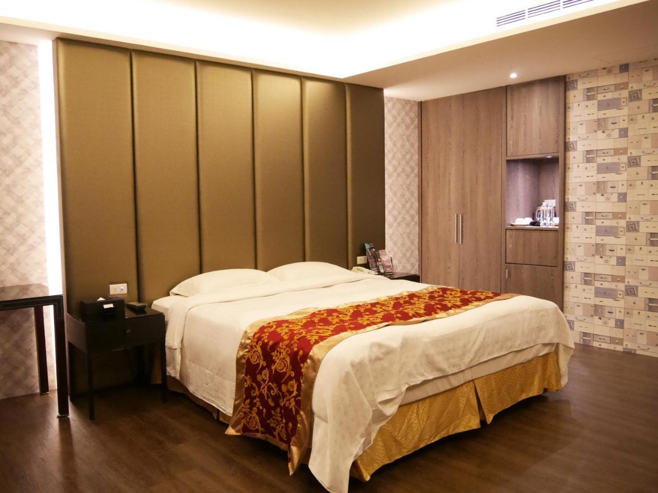 Refinement Motel Taichung Dış mekan fotoğraf