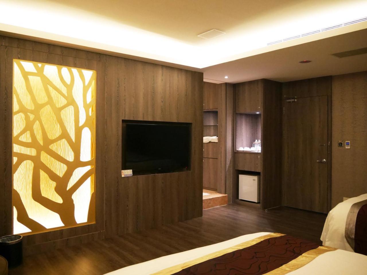 Refinement Motel Taichung Dış mekan fotoğraf