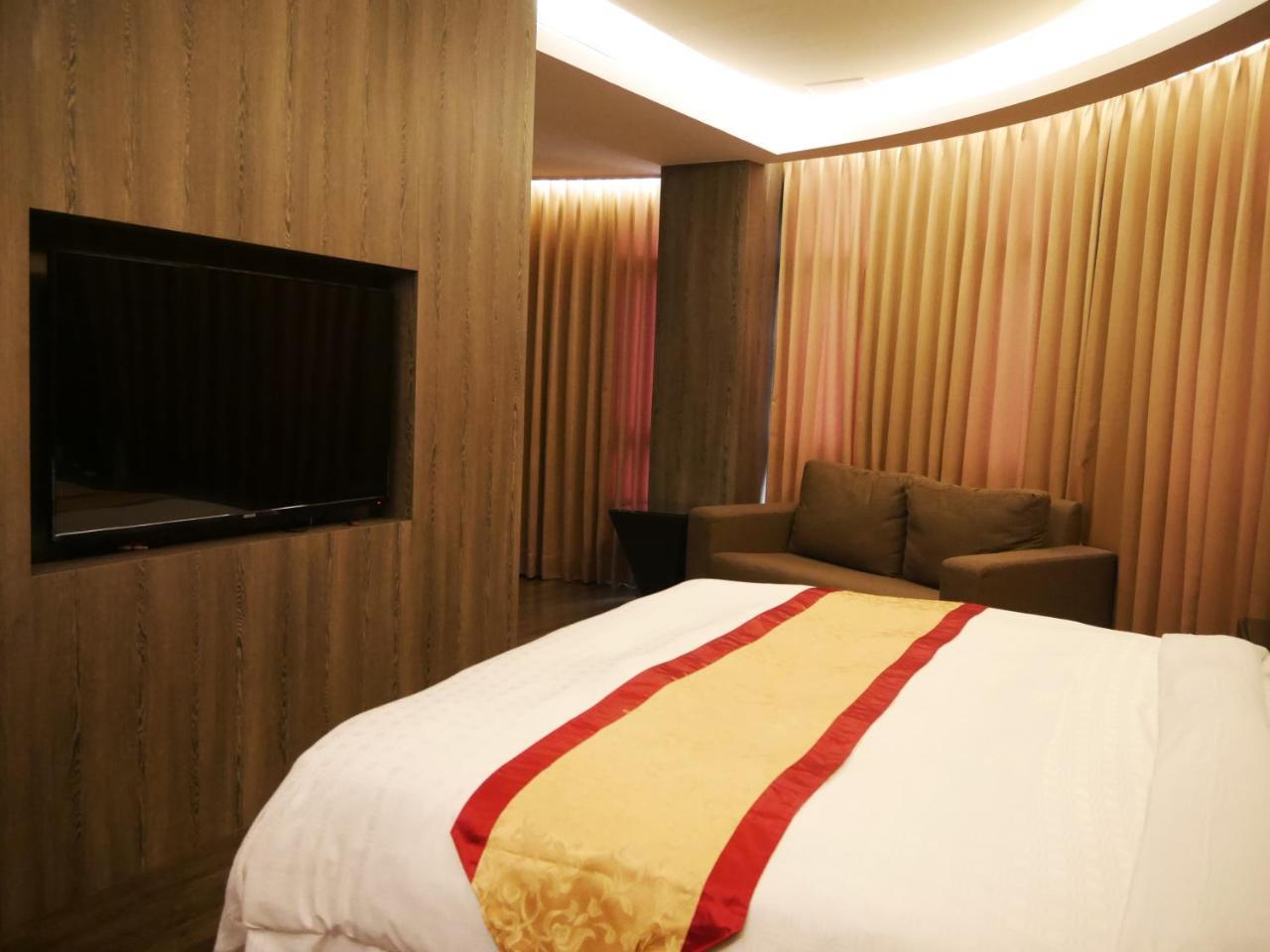 Refinement Motel Taichung Dış mekan fotoğraf